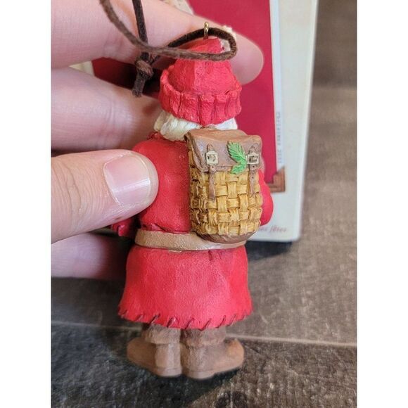Hallmark 2003 Kris Kringle ornament Xmas Decor Santa - Picture 4 of 6